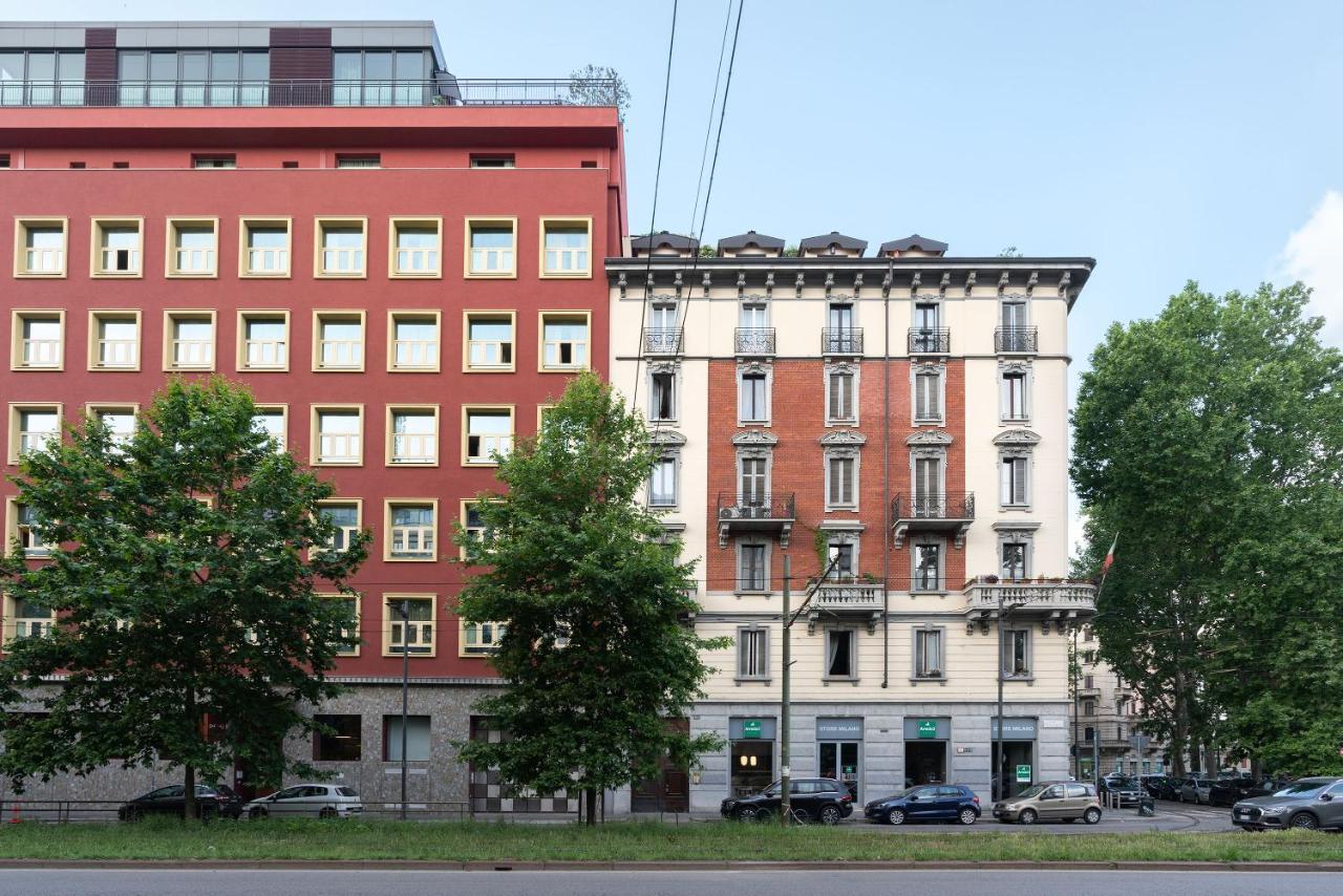 Residenza Sempione 95 Apartment Milan Bagian luar foto