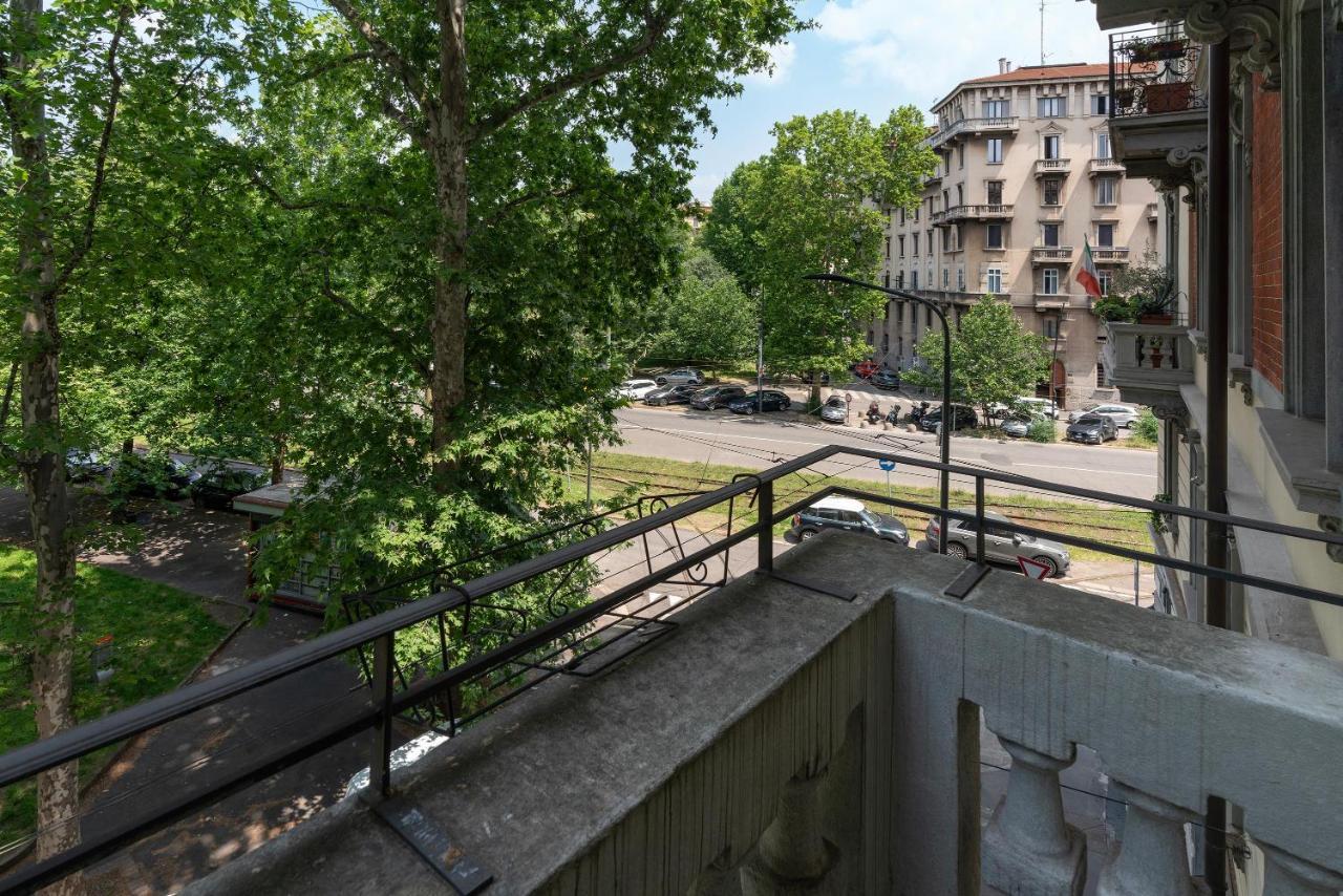 Residenza Sempione 95 Apartment Milan Bagian luar foto